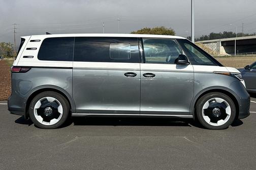 2025 Volkswagen ID. Buzz Pro S Plus with 4MOTION