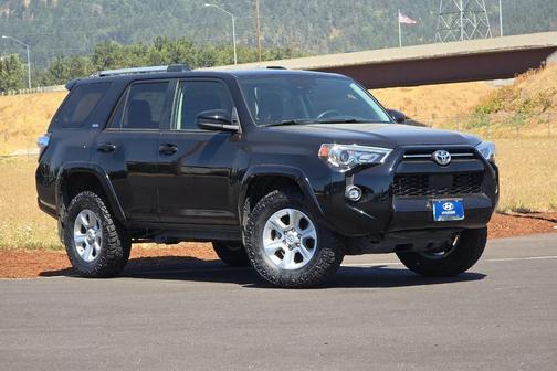 2022 Toyota 4Runner SR5