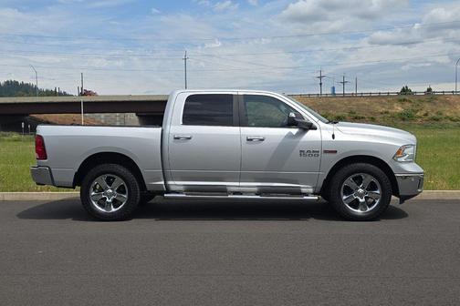 Bright Silver Metallic Clearcoat 2018 RAM 1500 Big Horn
