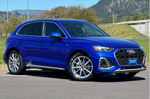 2021 Audi Q5 Premium Plus 55 TFSI e quattro S tronic