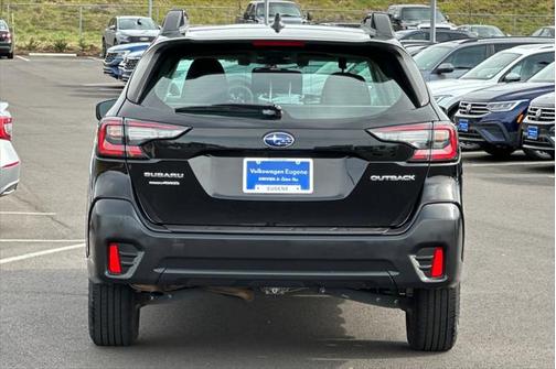 2022 Subaru Outback Base
