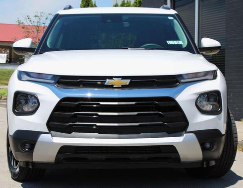 Summit White 2021 Chevrolet Trailblazer LT