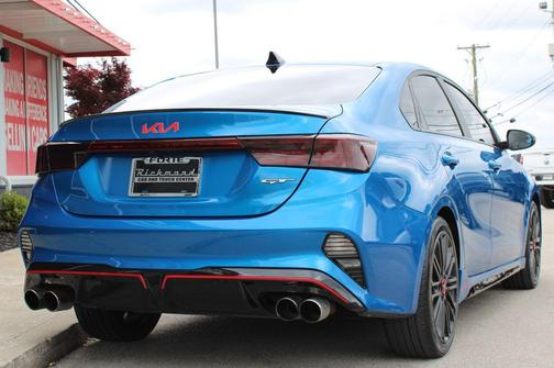 Sporty Blue 2022 Kia Forte GT