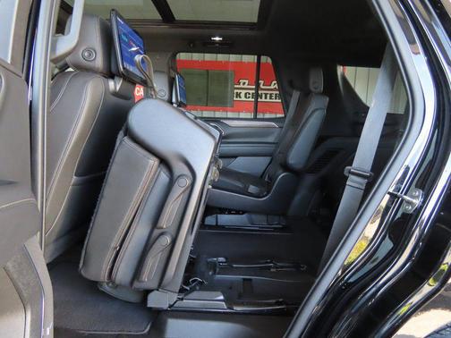 2022 Chevrolet Tahoe 4WD High Country