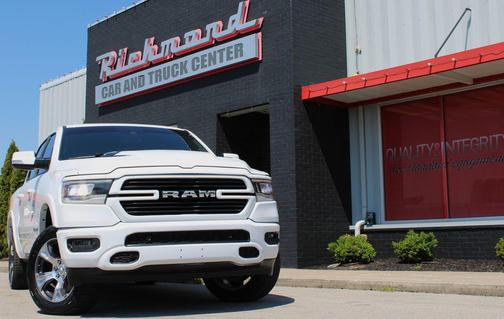 Bright White Clearcoat 2022 RAM 1500 Laramie