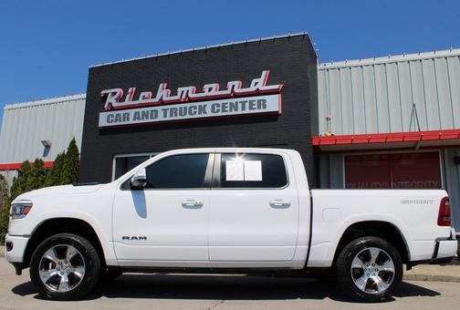 Bright White Clearcoat 2022 RAM 1500 Laramie