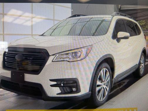 Crystal White Pearl 2022 Subaru Ascent Limited 7-Passenger