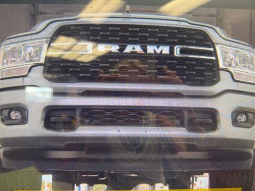 Billet Silver Metallic Clearcoat 2022 RAM 2500 Big Horn Crew Cab 4x4 8' Box
