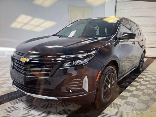 Mosaic Black Metallic 2023 Chevrolet Equinox 1LT