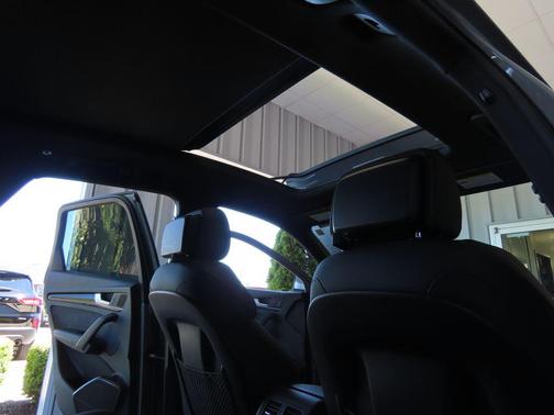Quantum Gray 2022 Audi SQ5 3.0T Premium Plus