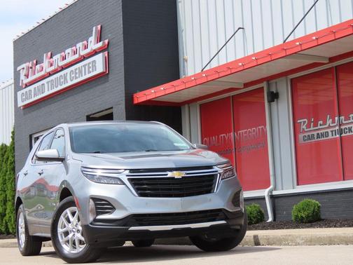 Sterling Gray Metallic 2024 Chevrolet Equinox 1LT