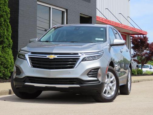 Sterling Gray Metallic 2024 Chevrolet Equinox 1LT