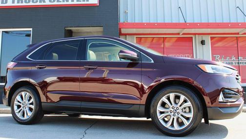 Burgundy 2019 Ford Edge Titanium