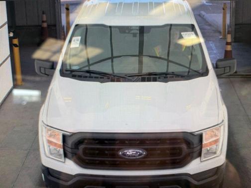 Oxford White 2022 Ford F-150 XL