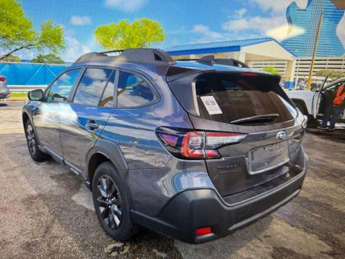 Magnetite Gray Metallic 2025 Subaru Outback Onyx Edition