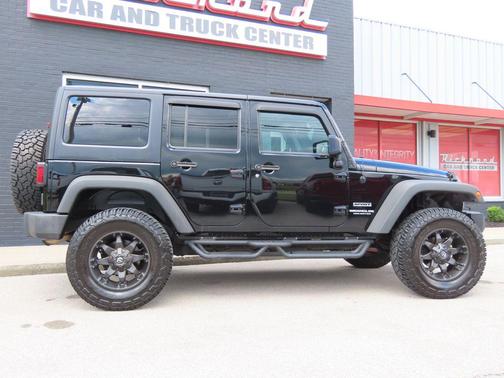 Black Clearcoat 2016 Jeep Wrangler Unlimited Sport