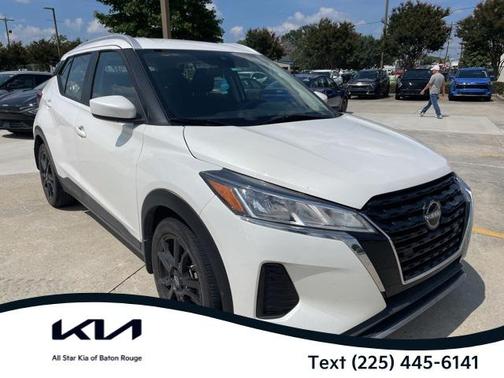 2022 Nissan Kicks SV