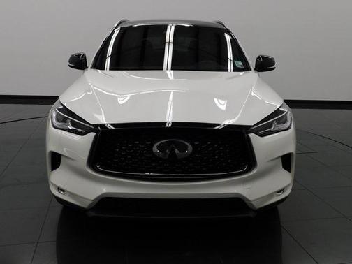 2022 INFINITI QX50 LUXE