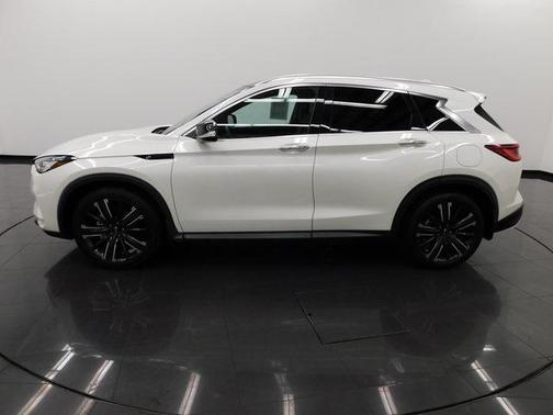 2022 INFINITI QX50 LUXE