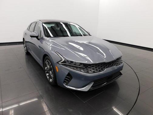 2022 Kia K5 EX