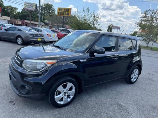 2017 Kia Soul Base