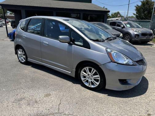Gray 2009 Honda Fit Sport