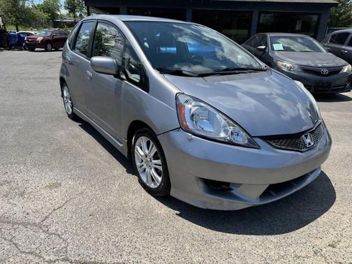 Gray 2009 Honda Fit Sport