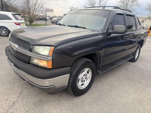 2005 Chevrolet Avalanche 1500 LS