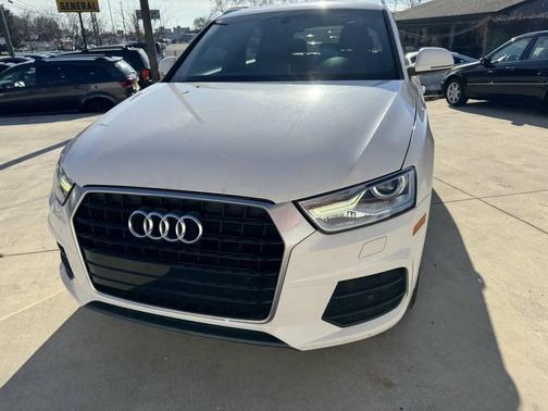2017 Audi Q3 2.0T Premium Plus
