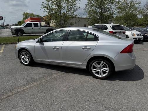 2014 Volvo S60 T5 Premier Plus