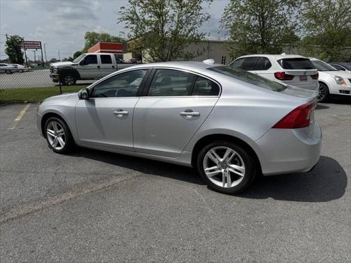 2014 Volvo S60 T5 Premier Plus