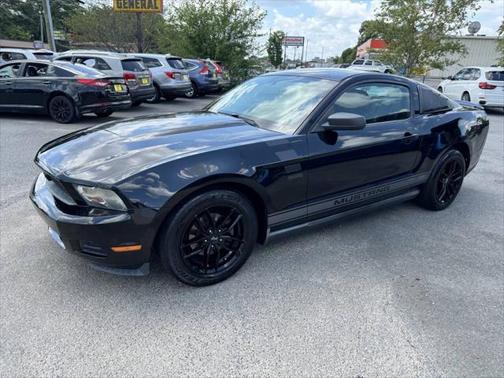 2010 Ford Mustang Premium
