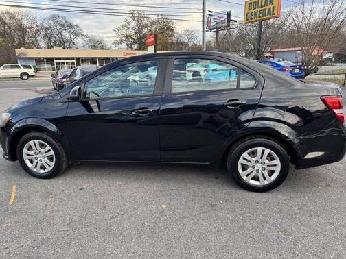 2017 Chevrolet Sonic LS