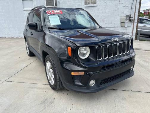 Black Clearcoat 2019 Jeep Renegade Latitude