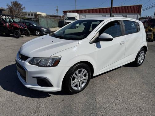 2017 Chevrolet Sonic LT