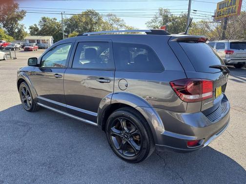 2019 Dodge Journey Crossroad