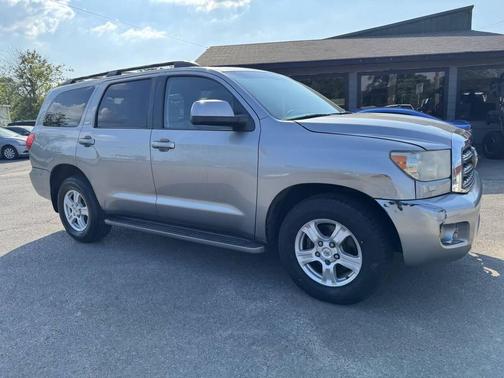 2008 Toyota Sequoia SR5