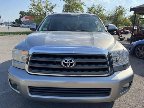 2008 Toyota Sequoia SR5