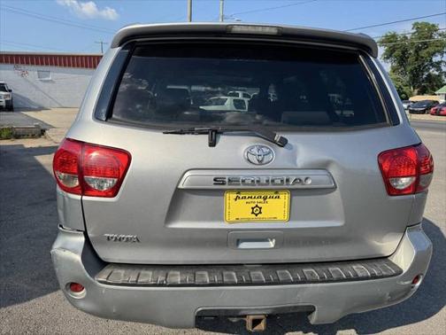2008 Toyota Sequoia SR5