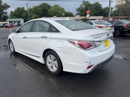 2015 Hyundai SONATA Hybrid Limited