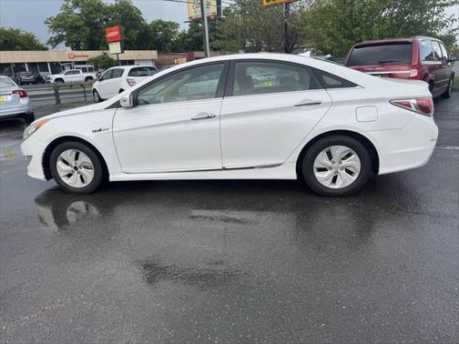 2015 Hyundai SONATA Hybrid Limited