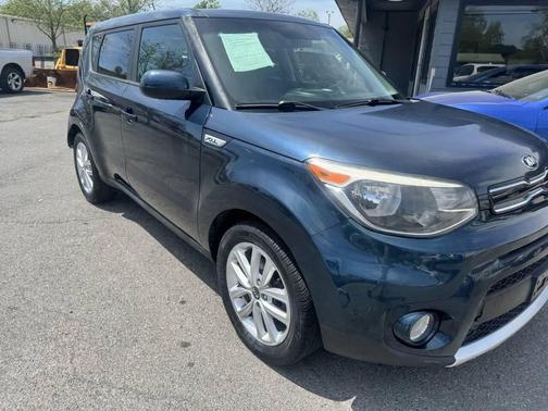 Mysterious Blue 2017 Kia Soul +