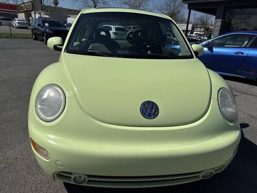 2001 Volkswagen New Beetle GLS