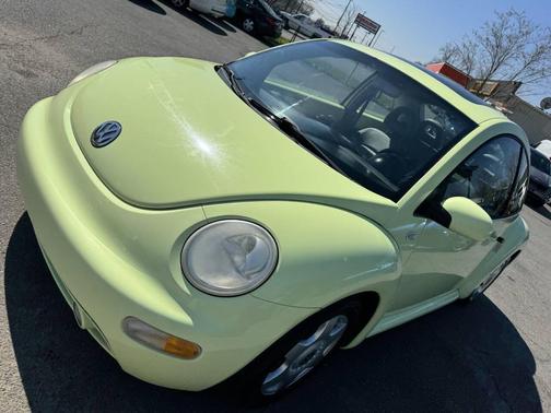 2001 Volkswagen New Beetle GLS