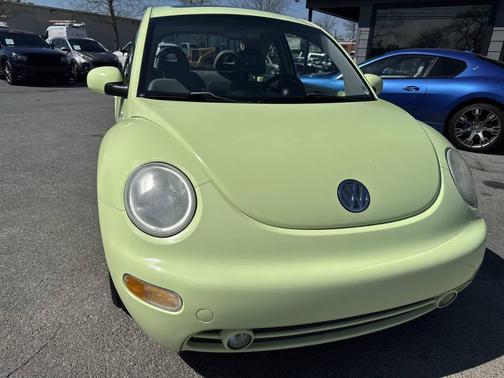 2001 Volkswagen New Beetle GLS