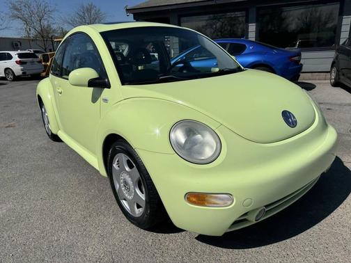 2001 Volkswagen New Beetle GLS