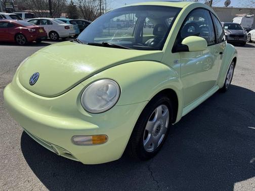2001 Volkswagen New Beetle GLS