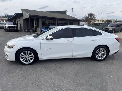 2017 Chevrolet Malibu 1LT