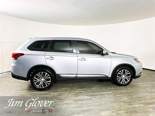 2017 Mitsubishi Outlander SE