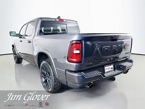 Granite Crystal Clearcoat Metallic 2026 RAM 1500 Laramie